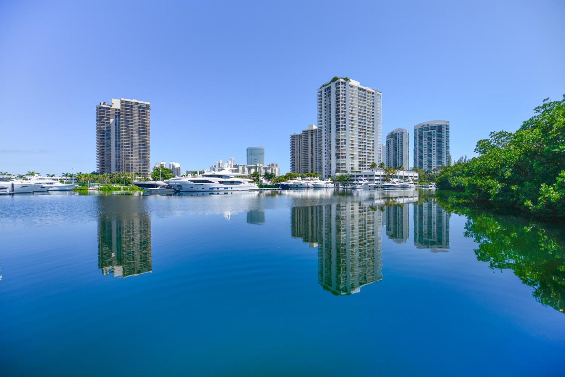 Lux Condo At Yacht Club 10 Min From Beach Майами Экстерьер фото